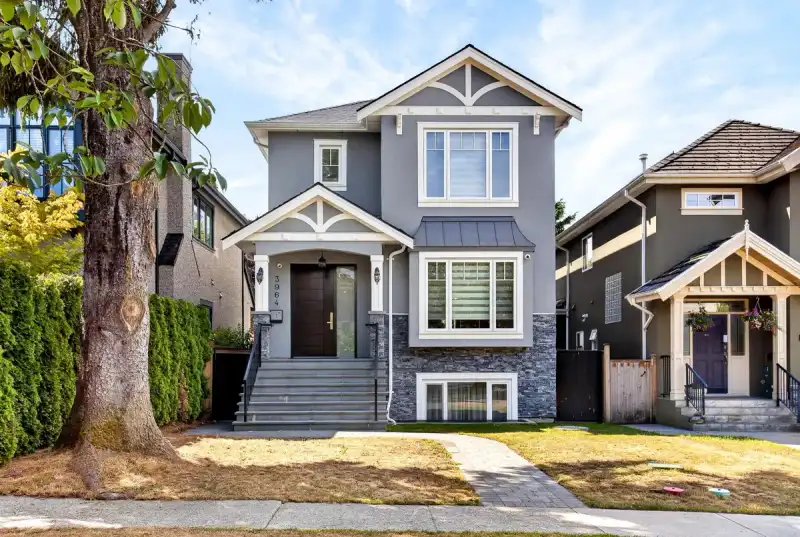 3964 W 21ST AVENUE - photo 1 of 16