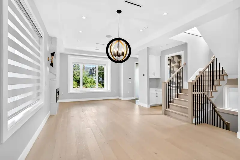 3964 W 21ST AVENUE - photo 4 of 16