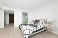 2817 89 NELSON STREET - thumbnail 5