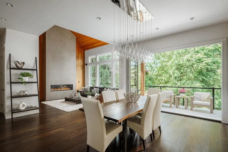 10043 246B STREET - photo 2 of 25