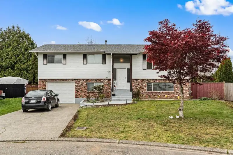 3180 CORONATION COURT - photo 1 of 40
