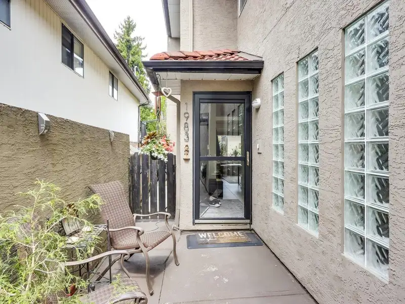 1983 E 4TH AVENUE - photo 2 of 23