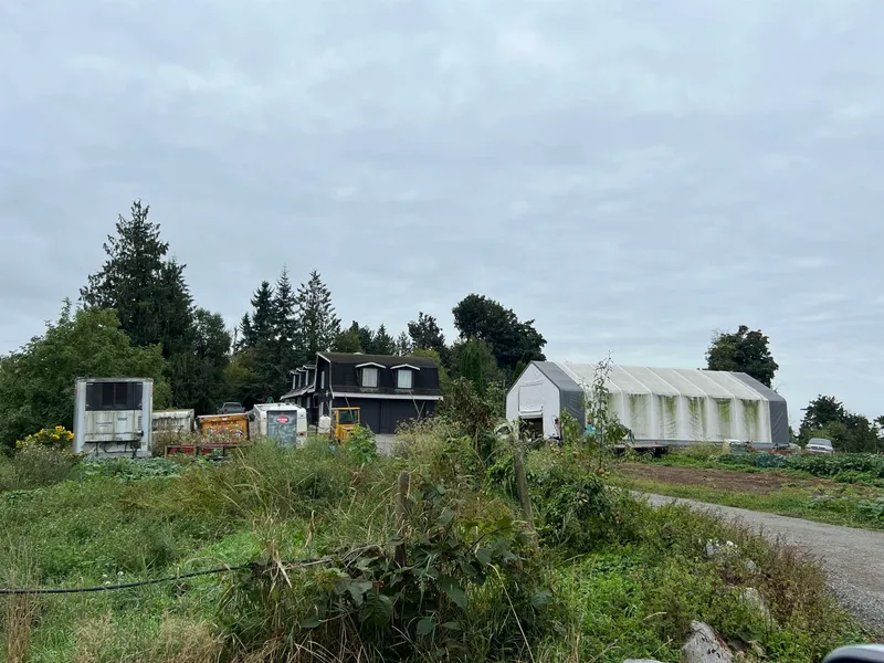 6863 BRADNER ROAD - photo 1 of 22