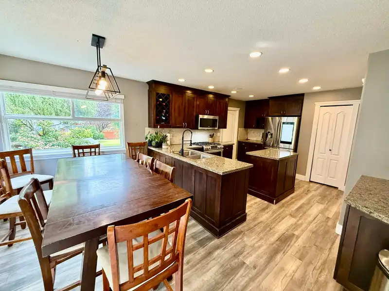 26860 24A AVENUE - photo 4 of 13