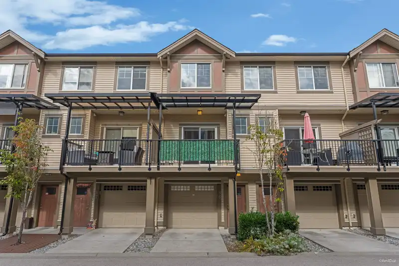 86 10151 240 STREET - photo 1 of 32