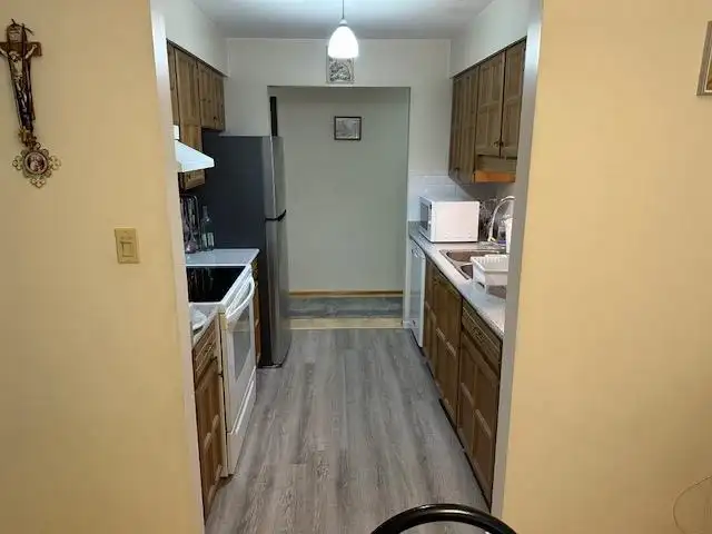 102 11240 DANIELS ROAD - photo 3 of 33