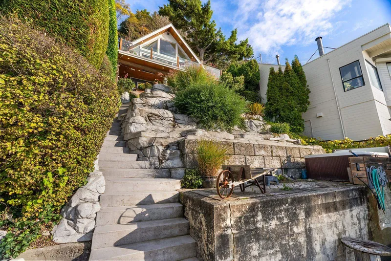 188 TSAWWASSEN BEACH ROAD - photo 3 of 25