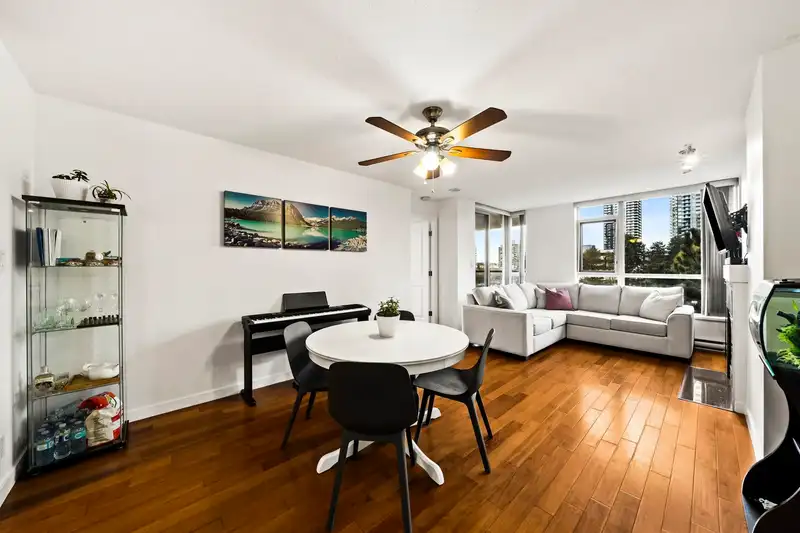 503 2088 MADISON AVENUE - photo 4 of 39