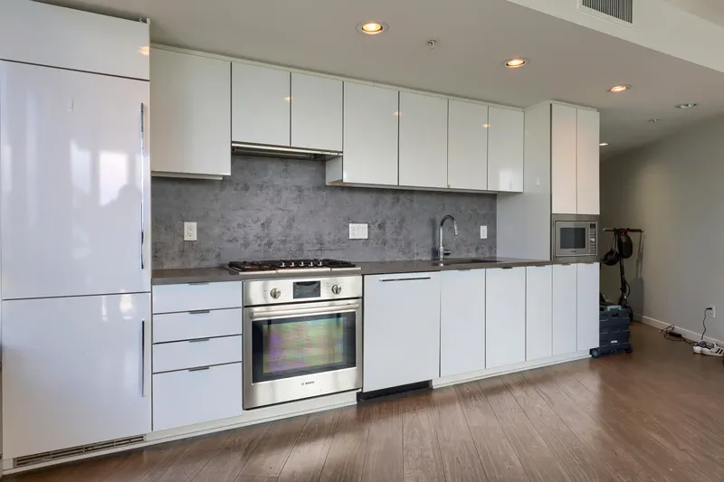 617 8333 SWEET AVENUE - photo 4 of 20