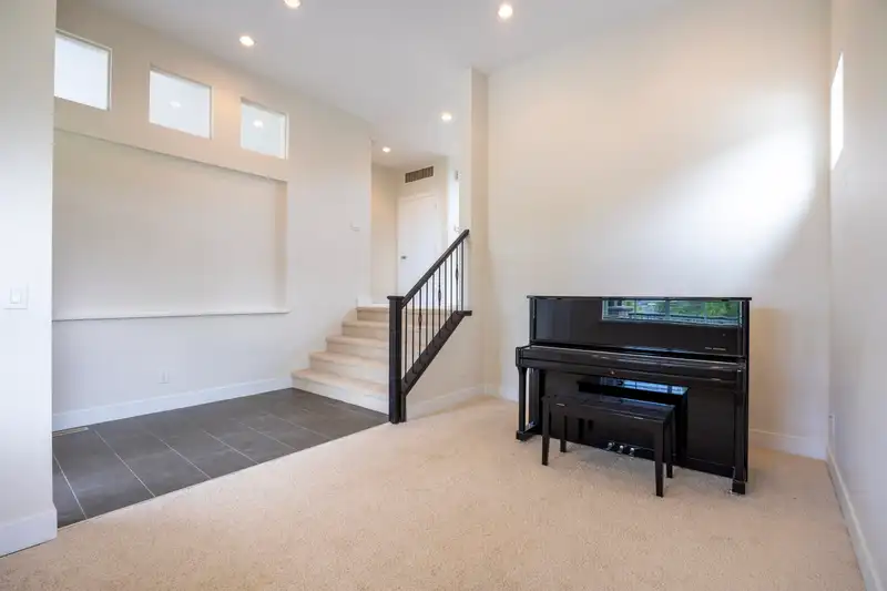 3497 BISHOP PLACE - photo 4 of 40