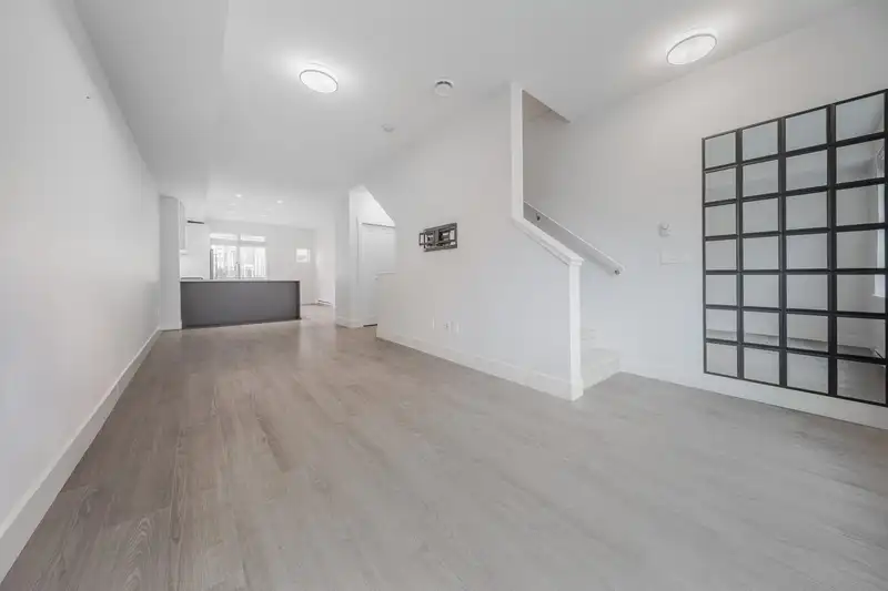 26 2070 OAK MEADOWS DRIVE - photo 1 of 26