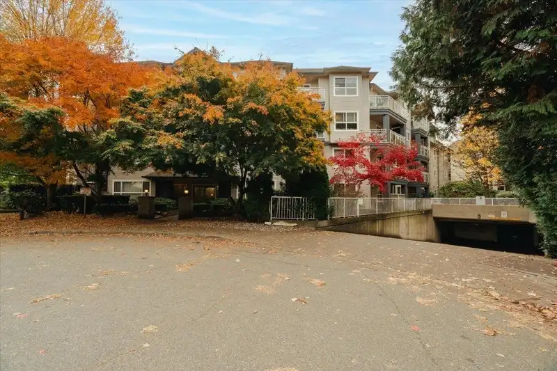 309 8115 121A STREET - photo 2 of 25