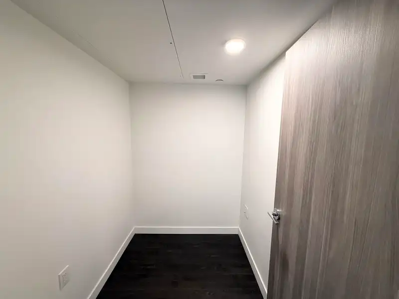 904 1768 COOK STREET - photo 3 of 14