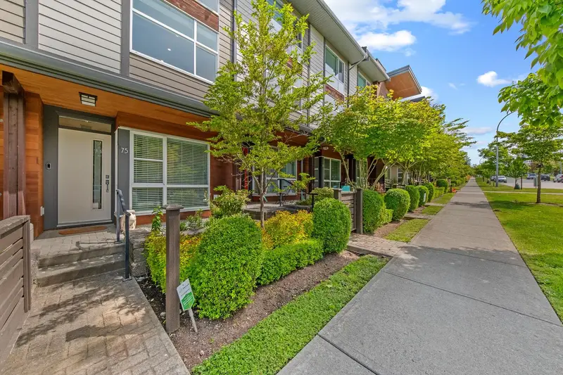 75 16222 23A AVENUE - photo 2 of 25