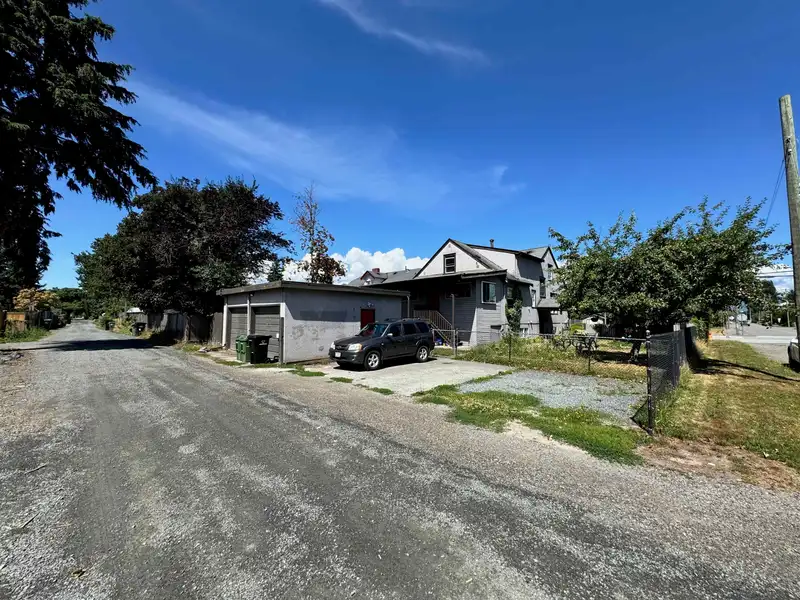46198 FIRST AVENUE - photo 3 of 5