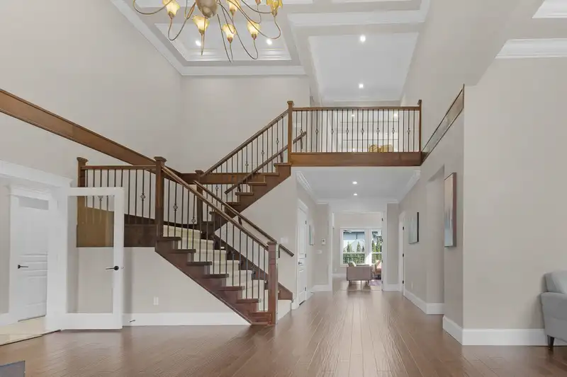 14095 30A AVENUE - photo 4 of 40