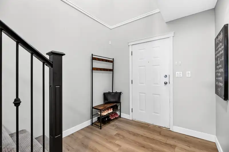 11420 236 STREET - photo 4 of 40