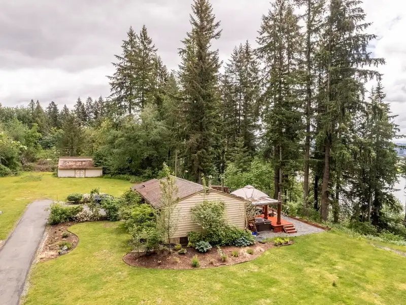 26521 LOUGHEED HIGHWAY - photo 4 of 40