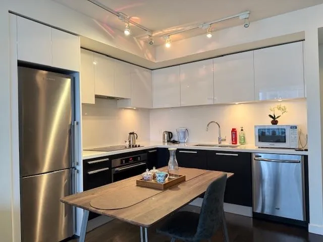 3503 6333 SILVER AVENUE - photo 4 of 21