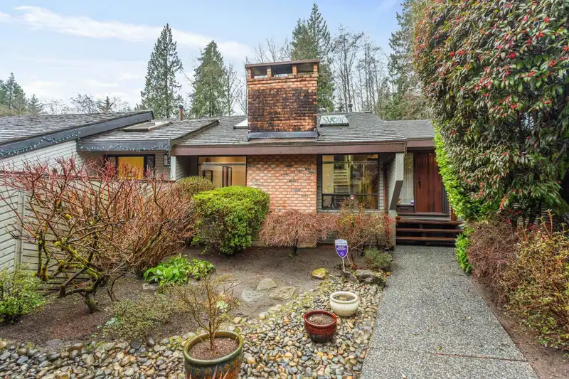 5639 WHITE PINE LANE - photo 1 of 31