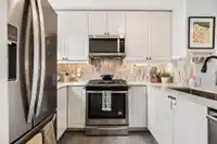 113 4238 ALBERT STREET - thumbnail 5