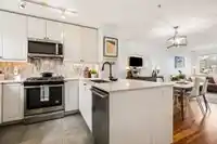 113 4238 ALBERT STREET - thumbnail 6