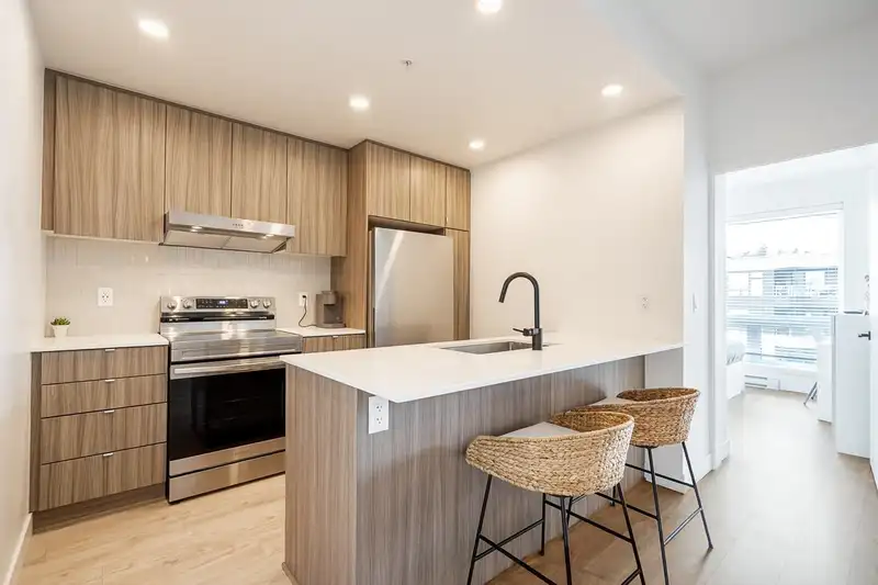 609 32838 LANDEAU PLACE - photo 1 of 20