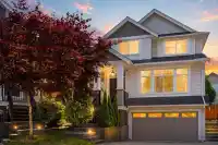 6071 145B STREET - thumbnail 2