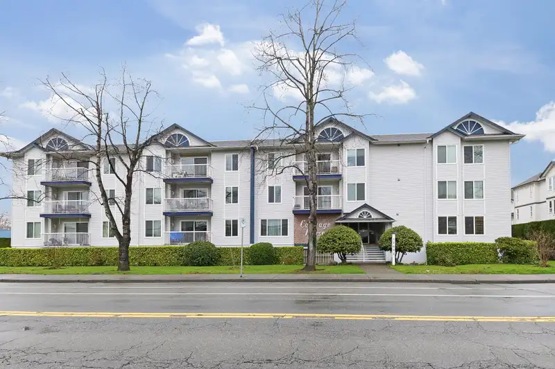 203 17695 58 AVENUE - photo 1 of 23