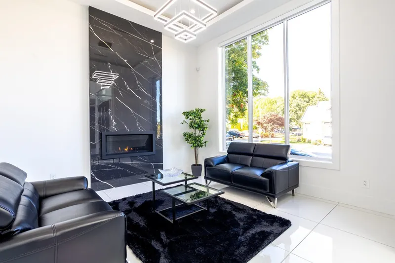 12682 78 AVENUE - photo 3 of 25