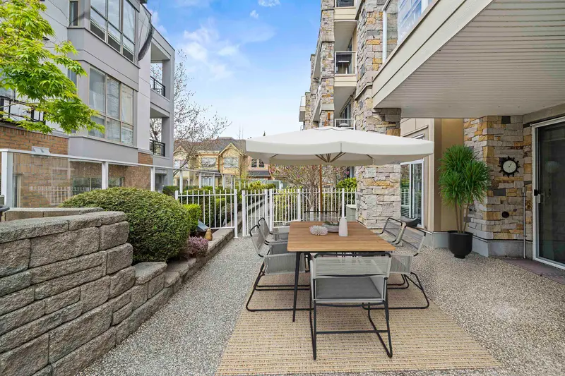 102 15164 PROSPECT AVENUE - photo 1 of 25