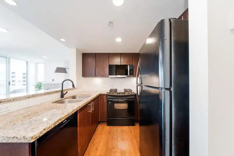 1303 120 MILROSS AVENUE - photo 4 of 40