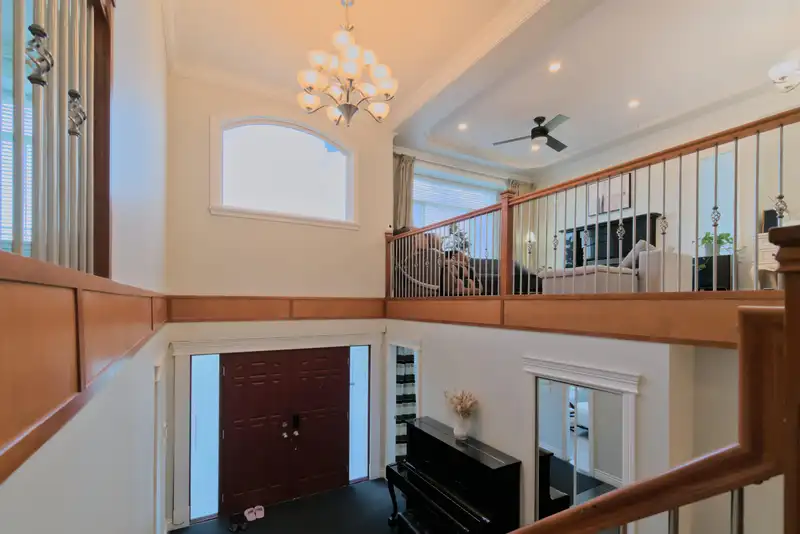 8051 11TH AVENUE - photo 4 of 38