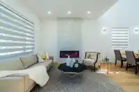 4152 PENDER STREET - thumbnail 4