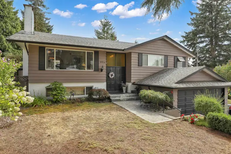 8936 112A STREET - photo 2 of 40
