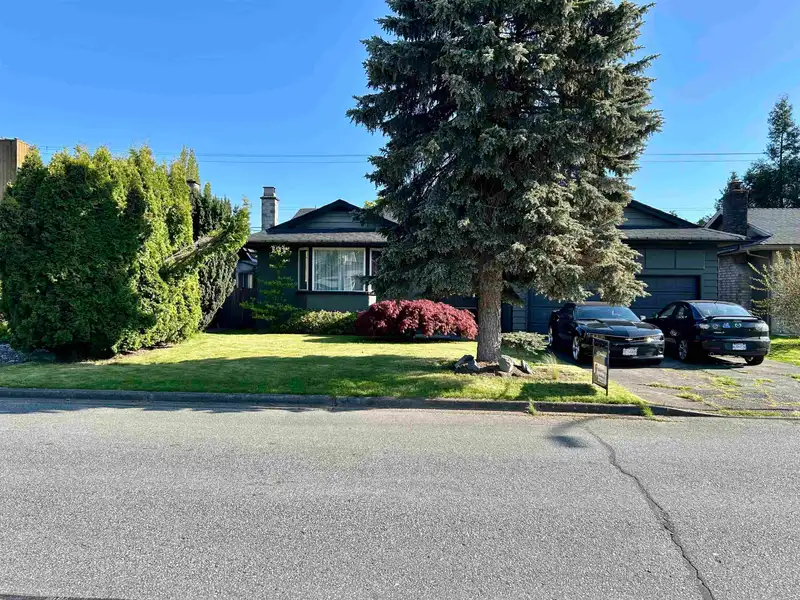 7560 WATERTON DRIVE - photo 1 of 20