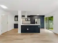 3 7691 MOFFATT ROAD - thumbnail 4