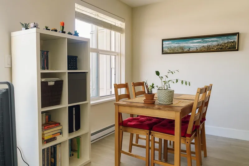 306 7445 120 STREET - photo 3 of 10