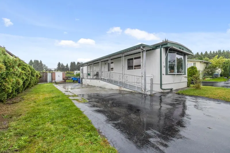 36 8254 134 STREET - photo 2 of 16