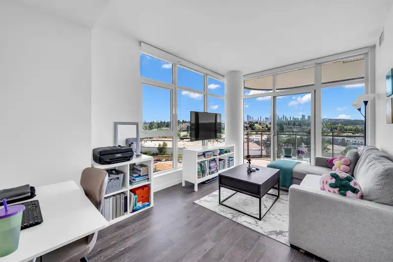 1007 5311 GORING STREET - photo 1 of 34