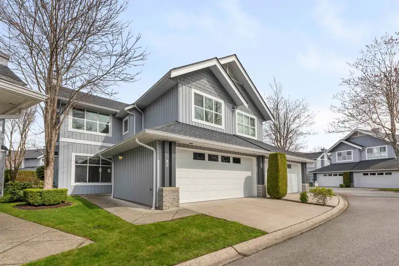 85 3555 WESTMINSTER HIGHWAY - photo 1 of 40