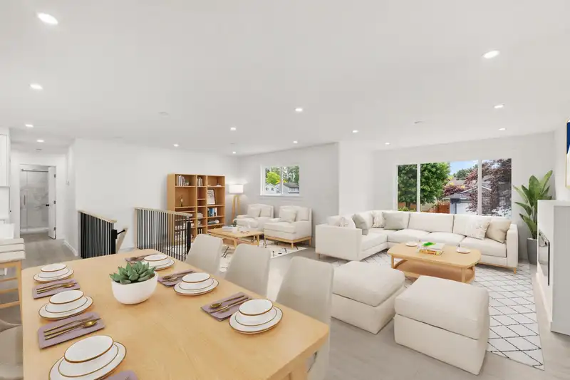 9484 209B CRESCENT - photo 4 of 37