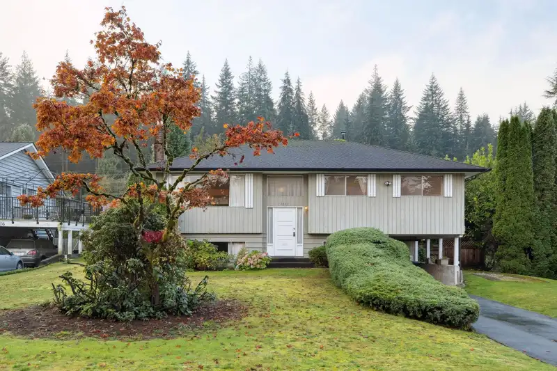 2312 VISTA COURT - photo 1 of 39