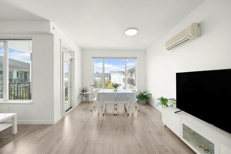 438 9388 MCKIM WAY - photo 2 of 25