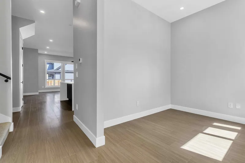 7686 196 STREET - photo 4 of 25