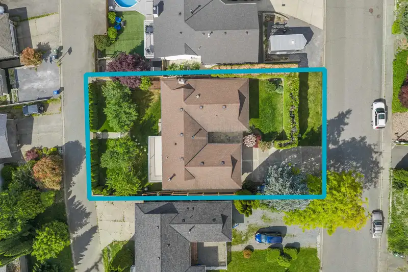 35382 ROCKWELL DRIVE - photo 4 of 40