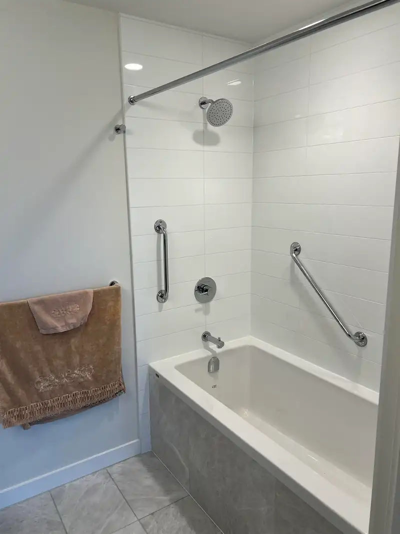 404 530 WHITING WAY - photo 3 of 11