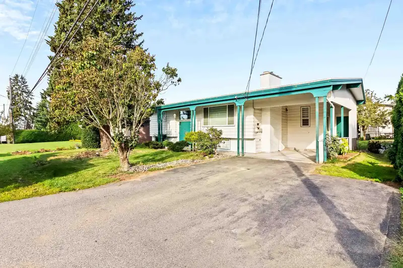 2336 BEAVER STREET - photo 1 of 19