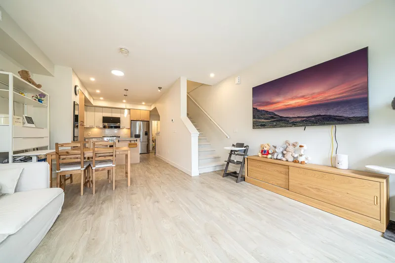 2 9399 NO.2 ROAD - photo 3 of 25