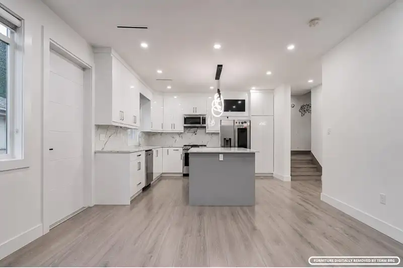 2 4675 CANADA WAY - photo 1 of 34